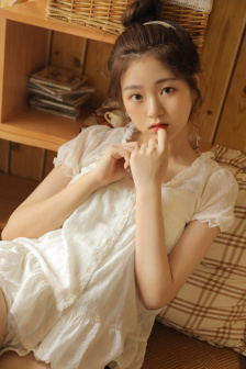 丰满的女邻居4